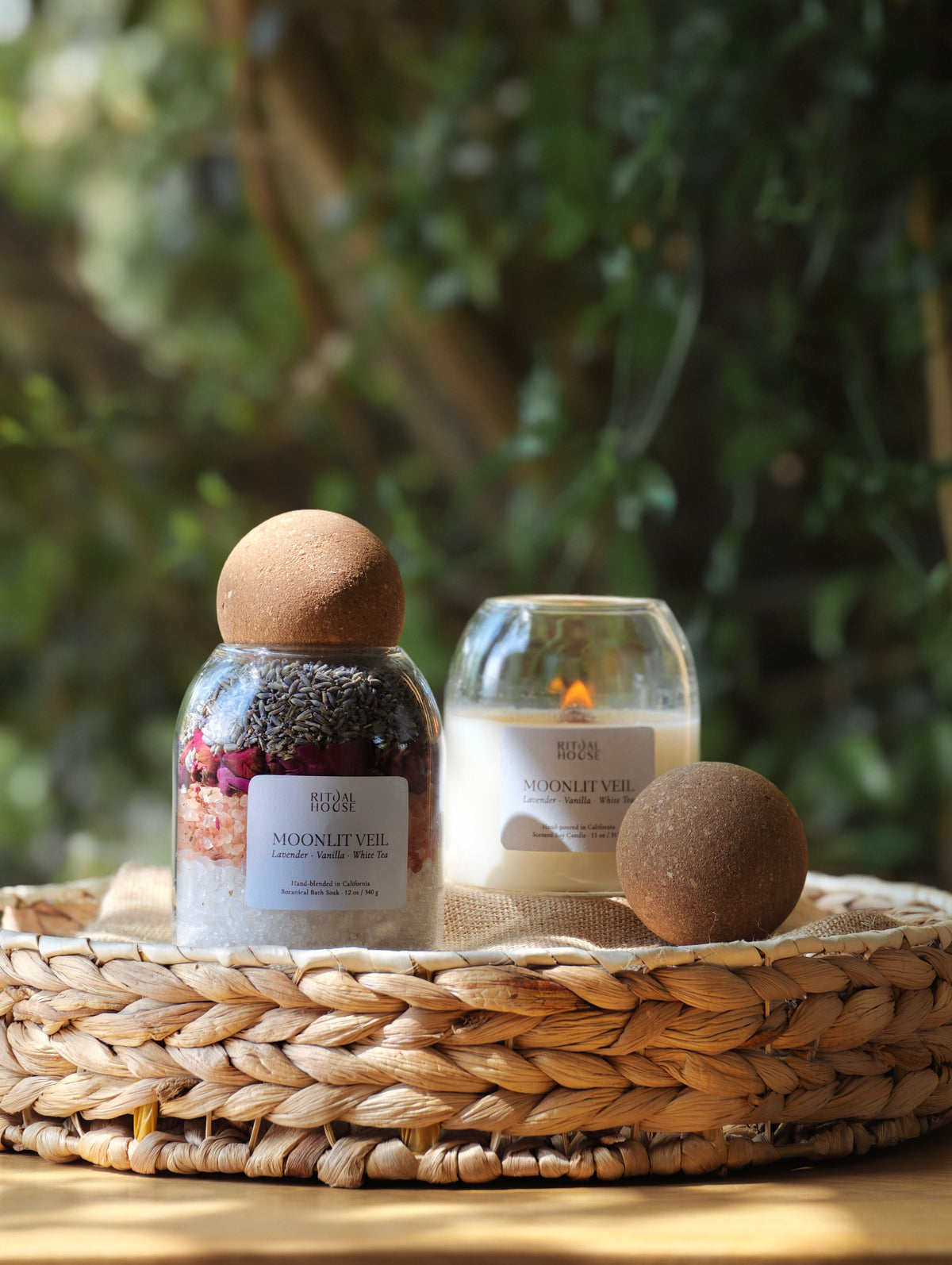 MOONLIT VEIL - BATH SOAK